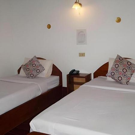 Champa Residence Hotel Pakse Buitenkant foto